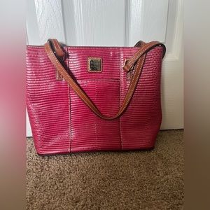 Dooney and bourke shoulder bag